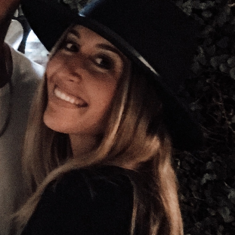 Meet your Posher, Vanessa